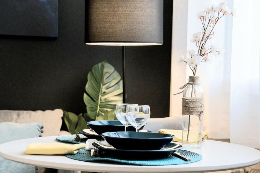 Studio Cosy Proche Lyon Part Dieu Apartment วีเลอร์บาน ภายนอก รูปภาพ