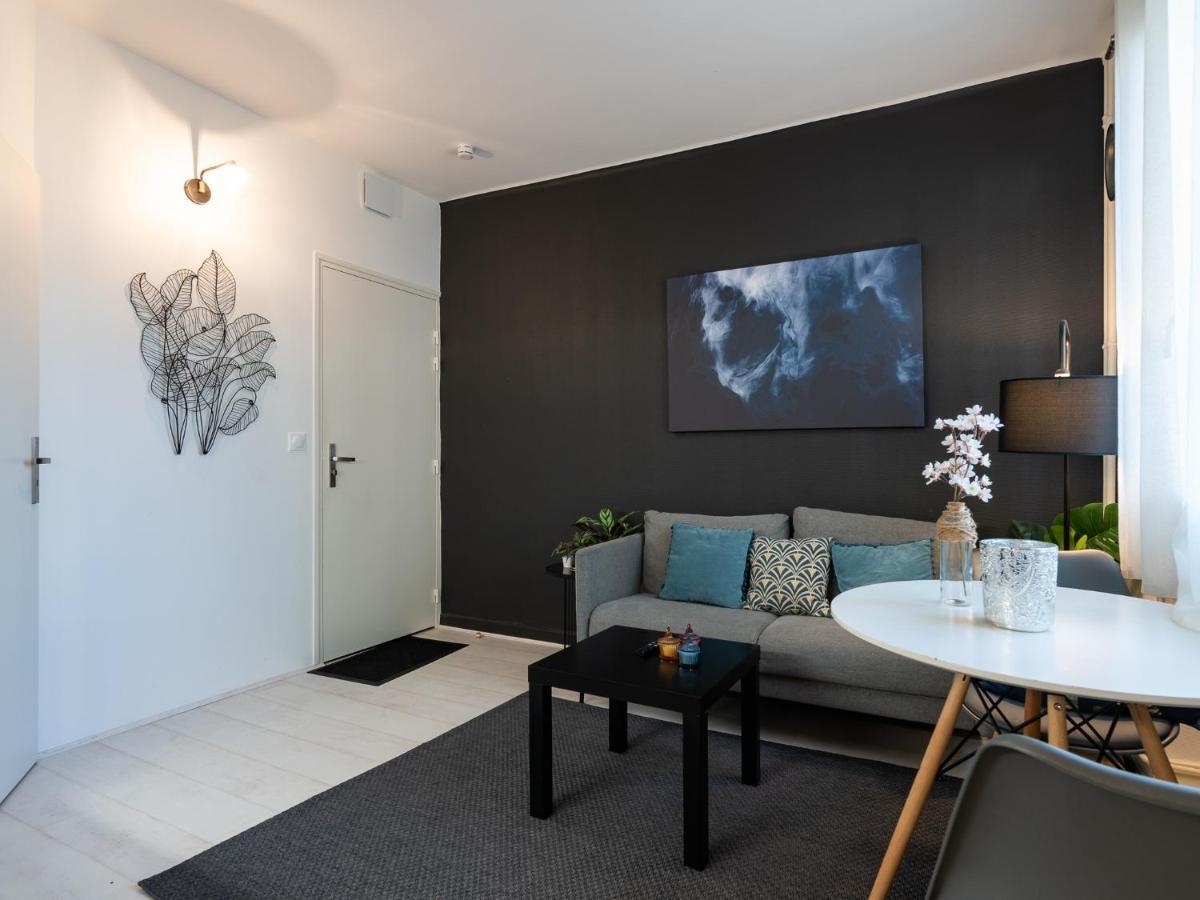 Studio Cosy Proche Lyon Part Dieu Apartment วีเลอร์บาน ภายนอก รูปภาพ