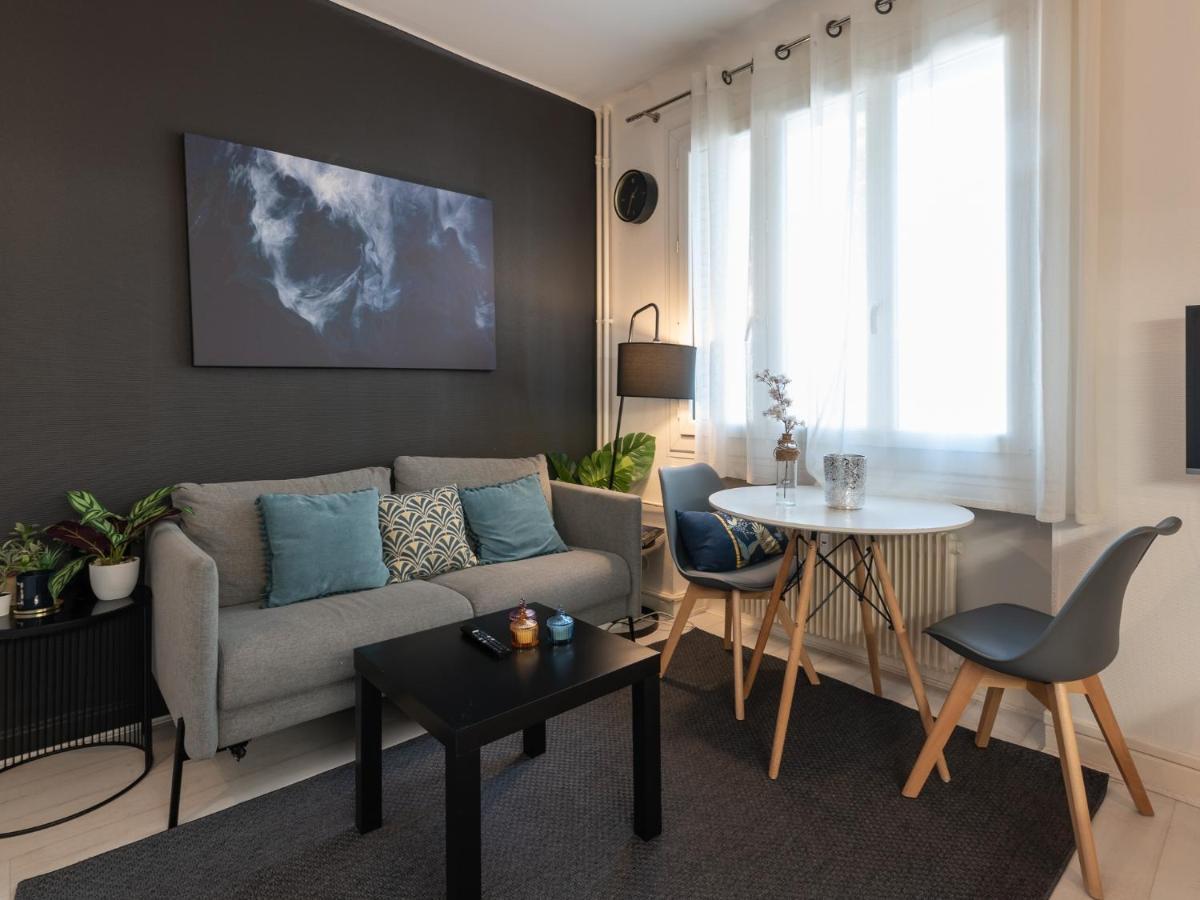 Studio Cosy Proche Lyon Part Dieu Apartment วีเลอร์บาน ภายนอก รูปภาพ